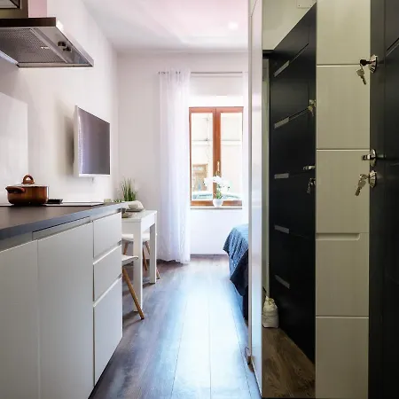 Arena Delight Studio Apartments Pula Exterior photo