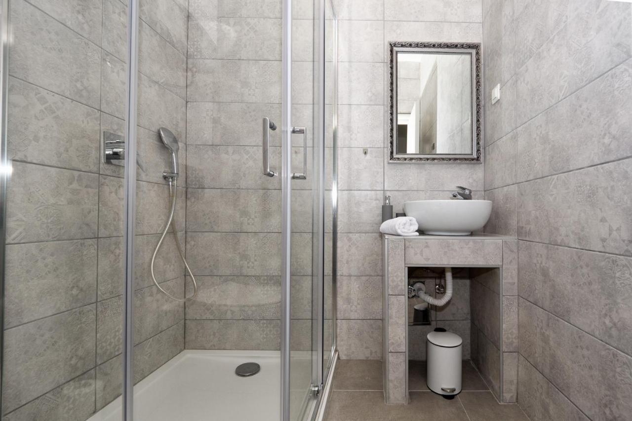 Arena Delight Apartment